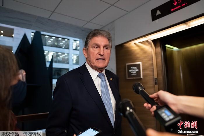 資料圖：美國民主黨籍參議員曼欽。