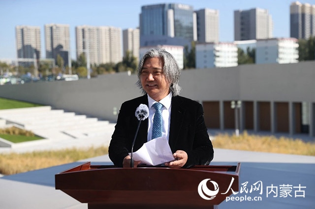 全國政協(xié)副秘書長、民盟中央專職副主席、中國美術館館長、中國城市雕塑家協(xié)會主席吳為山開幕致辭。王劭凱攝