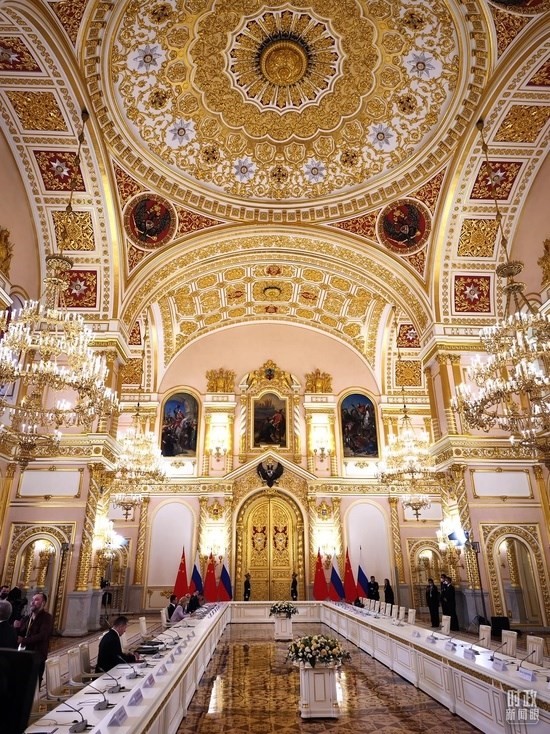 △習(xí)主席和普京總統(tǒng)舉行大范圍會(huì)談的會(huì)場。（總臺(tái)央廣記者潘毅拍攝）