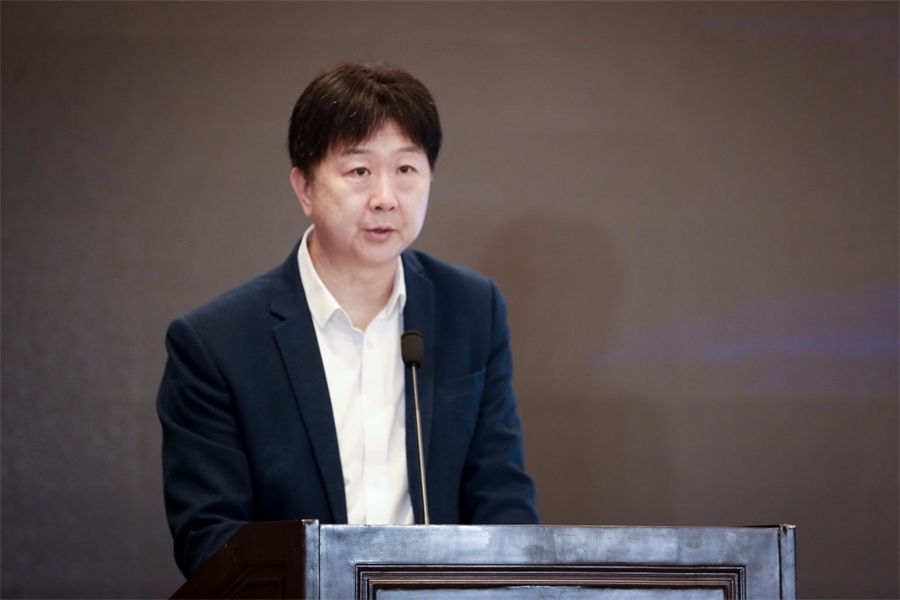 中國民主法制出版社黨委書記、社長、總編輯 劉海濤