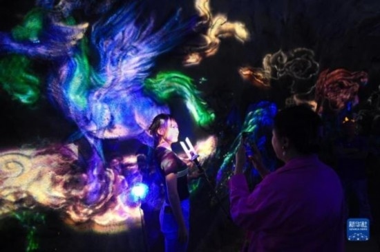 浙江新昌：夜經(jīng)濟(jì)拉動旅游業(yè)發(fā)展