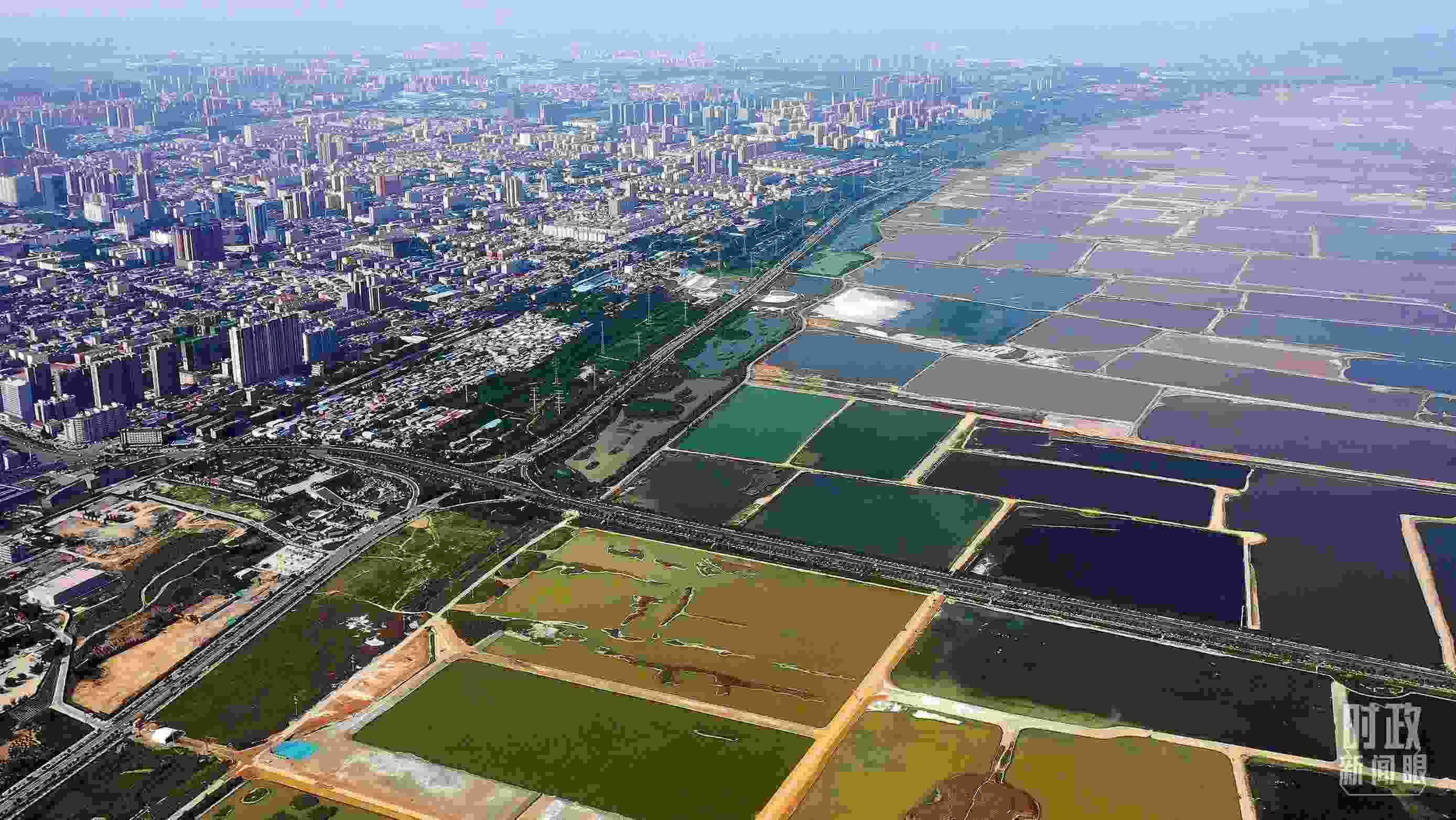 △俯瞰山西運城。（總臺記者裴大偉、康曉宇拍攝）