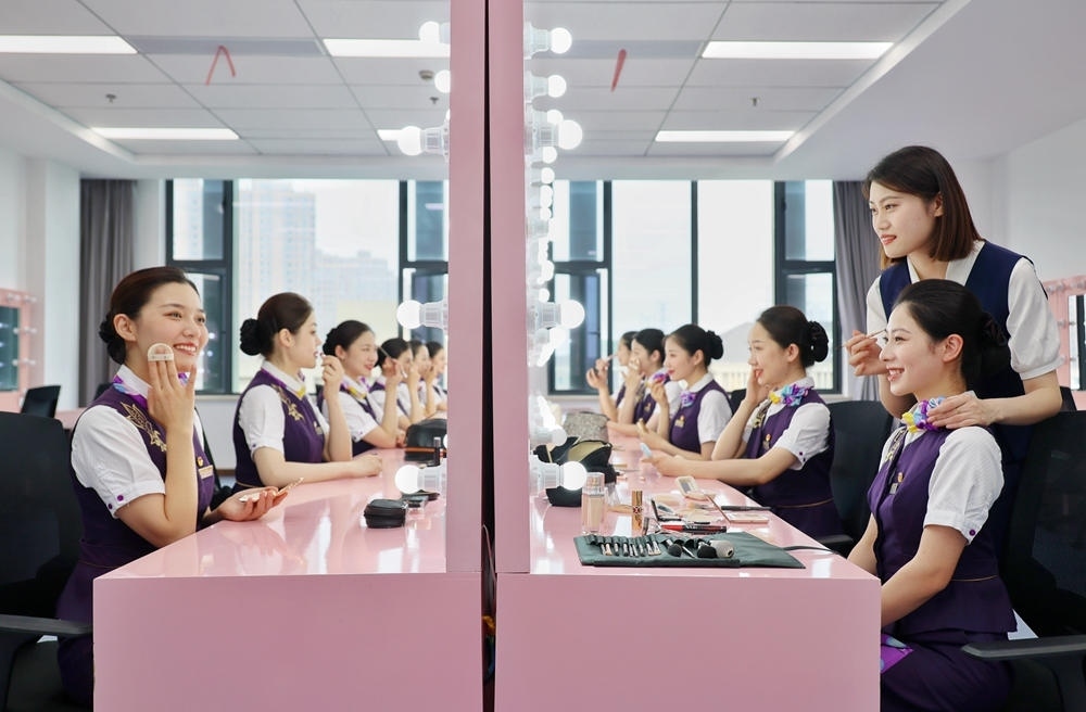 形象妝容塑造。