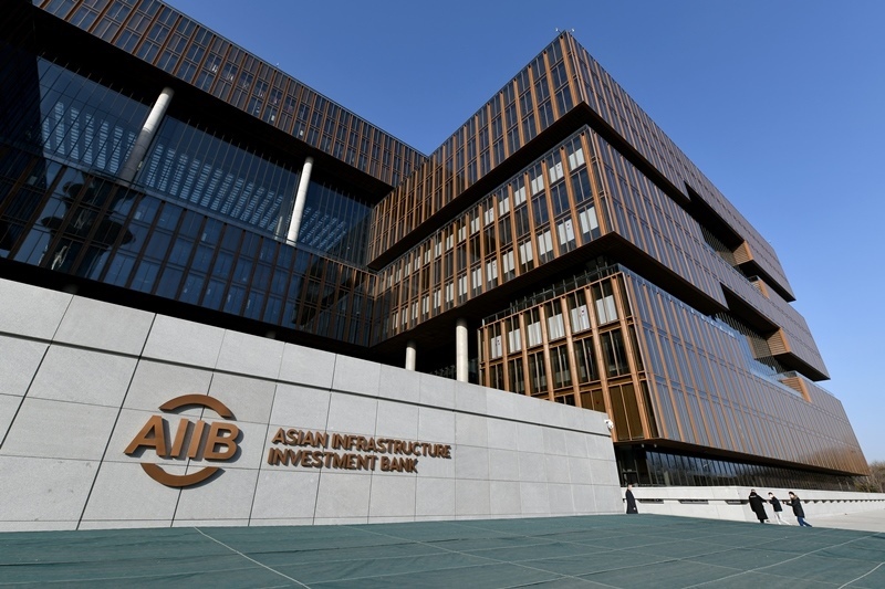 這是位于北京朝陽區(qū)的亞洲基礎(chǔ)設(shè)施投資銀行總部大樓。