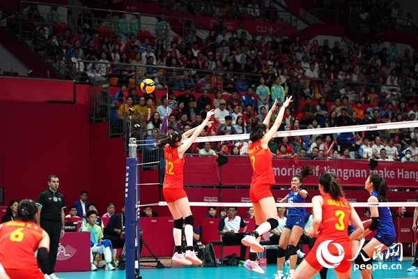 比賽現(xiàn)場(chǎng)。人民網(wǎng)記者 胡雪蓉?cái)z