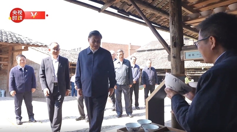 2023年10月11日，習近平在江西景德鎮(zhèn)考察。（視頻截圖）