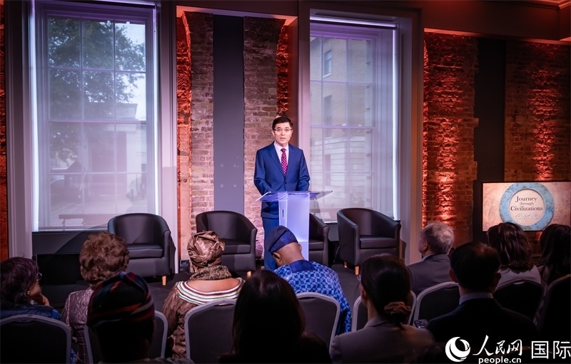 中國駐英國使館臨時(shí)代辦楊曉光致辭。人民網(wǎng) 郭錦標(biāo)攝