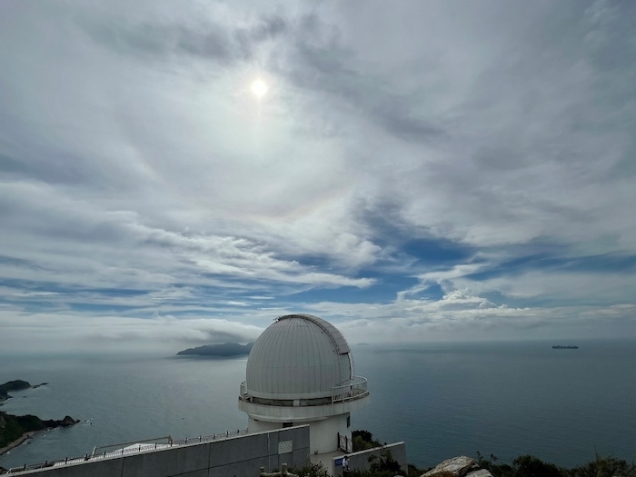 天文樓太陽望遠鏡圓頂。人民網(wǎng)高清揚攝