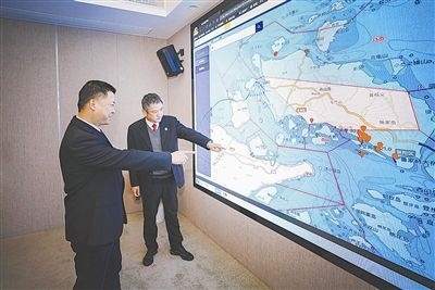 圖③：法官為涉案船舶尋找安全的錨泊地點。