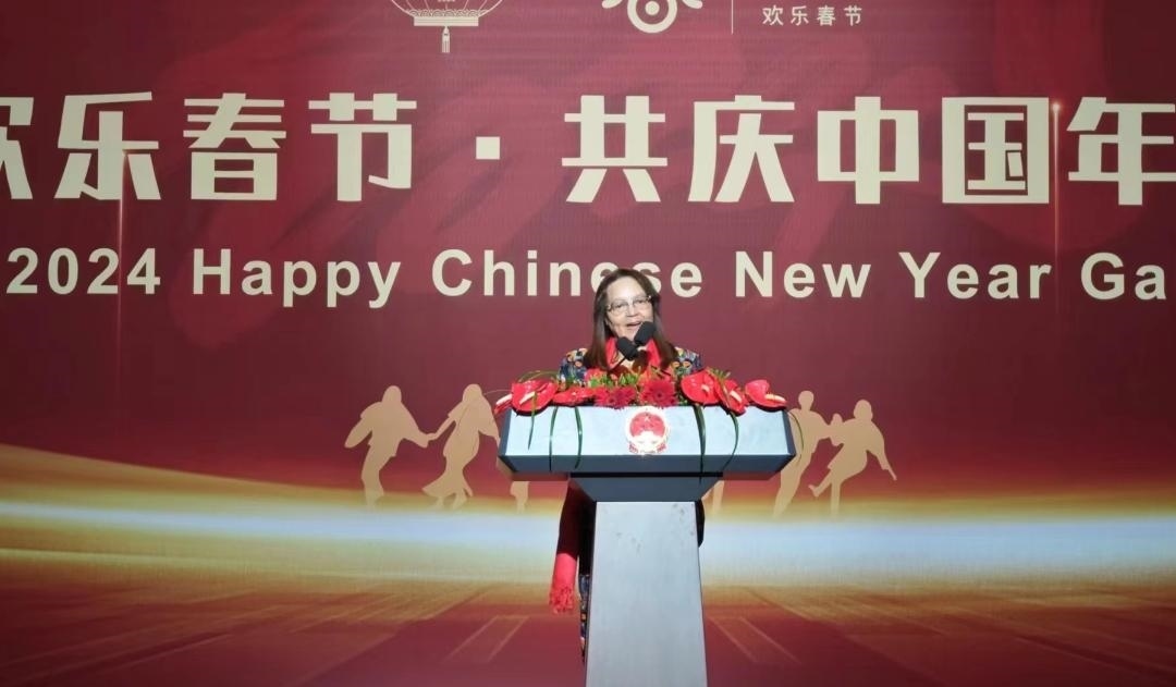 南非旅游部長德利萊女士致辭。中國駐南非大使館供圖