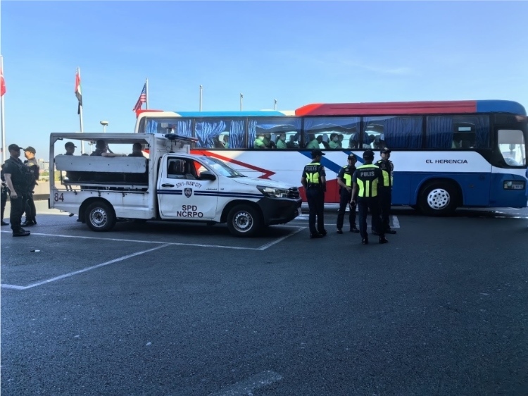 菲反有組織犯罪委員會等部門組織多次聯(lián)合突擊執(zhí)法。駐菲律賓使館供圖