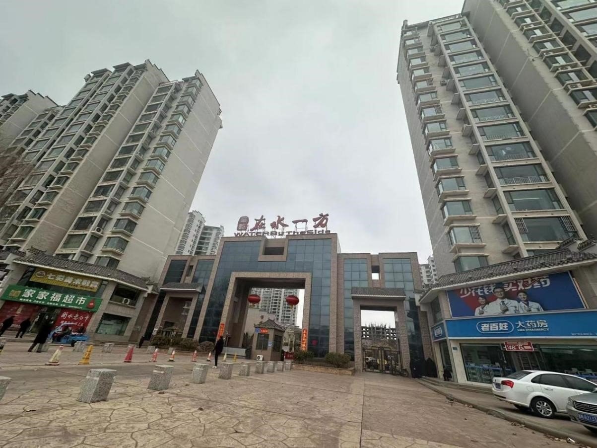 甘肅省永靖縣“在水一方”小區(qū)。人民網(wǎng)記者 馬昌攝