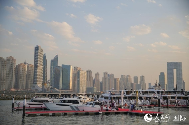 游艇展場(chǎng)景。人民網(wǎng) 塔里克·易卜拉欣攝