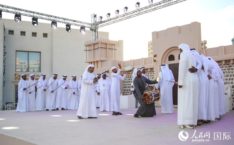 阿拉伯歌舞表演。人民網(wǎng) 塔里克·易卜拉欣攝