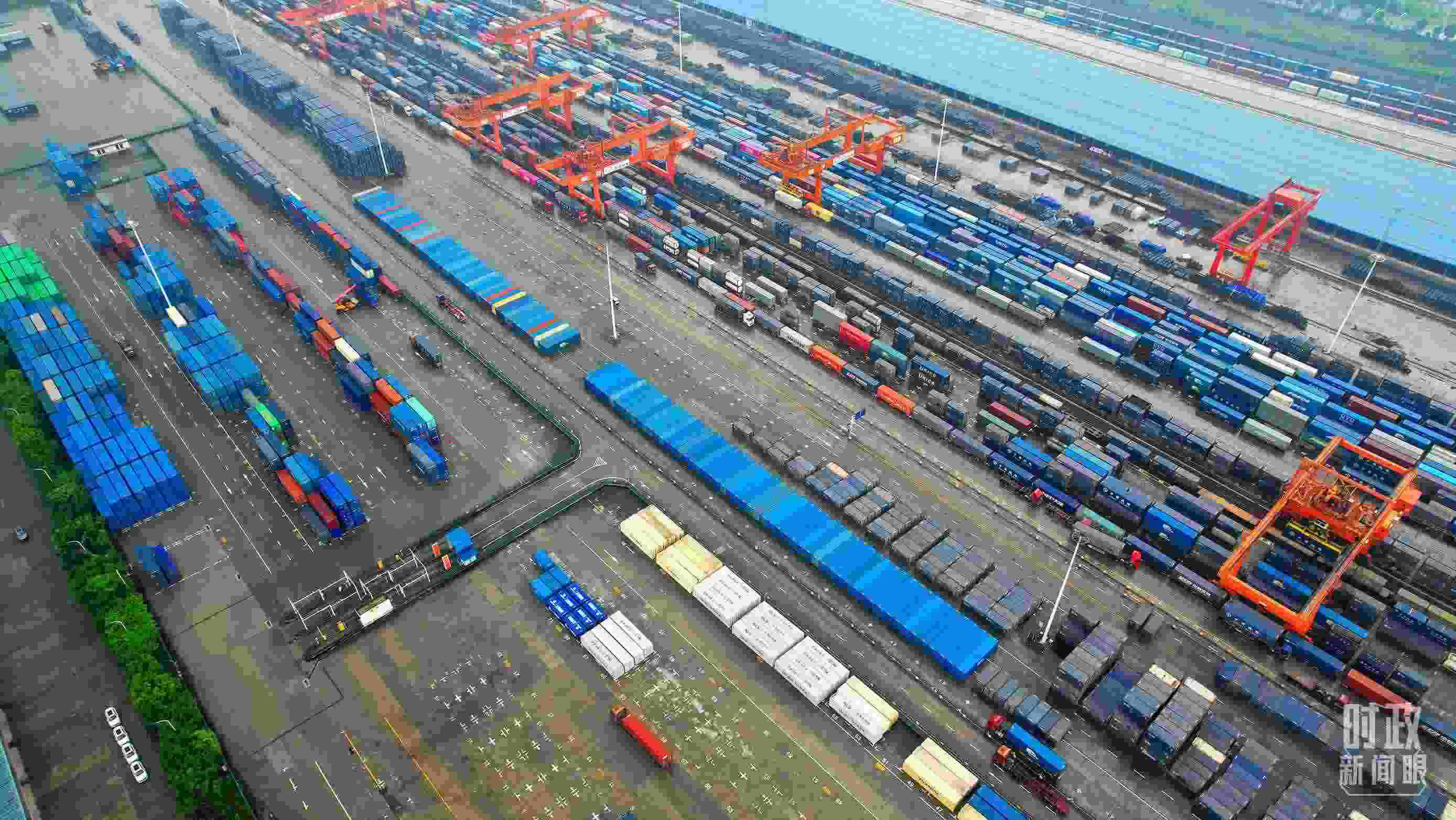 △重慶國(guó)際物流樞紐園區(qū)。（總臺(tái)央視記者范凱拍攝）