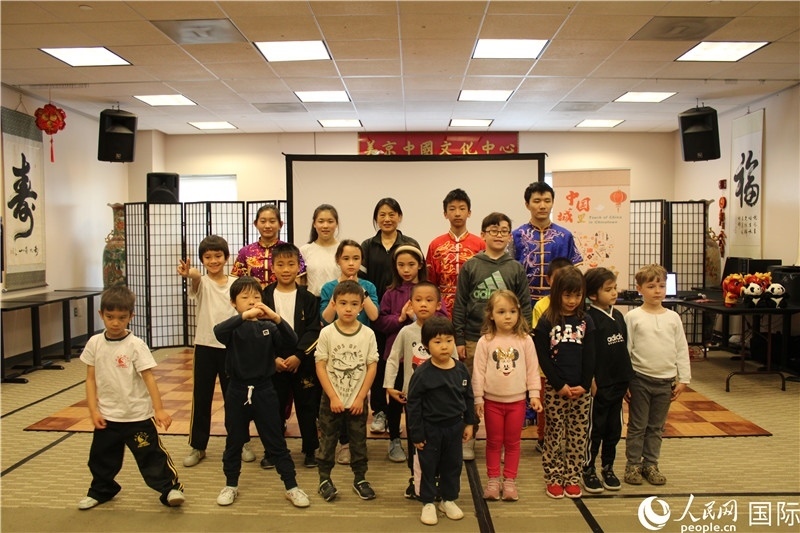 2、此次活動是在美京中國文化中心舉辦的“中國城里品中國”系列文化活動之一。 伊莎貝爾·羅德里格斯攝