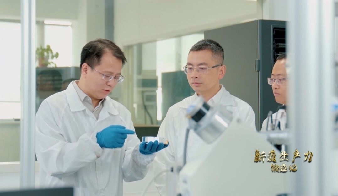 長沙巴斯夫杉杉電池材料研究院，正在進行電池材料研究。