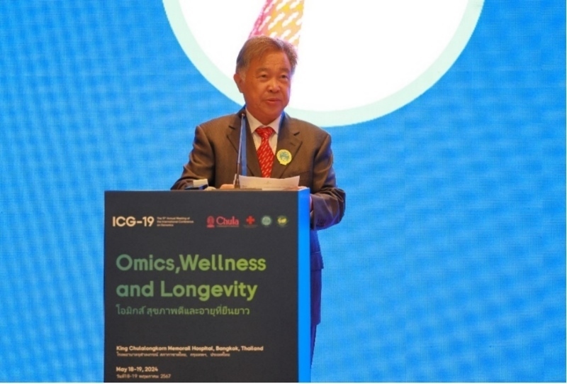 朱拉隆功大學(xué)醫(yī)學(xué)院副院長沃拉蘇克·肖特勒蘇克發(fā)表主旨演講。主辦方供圖