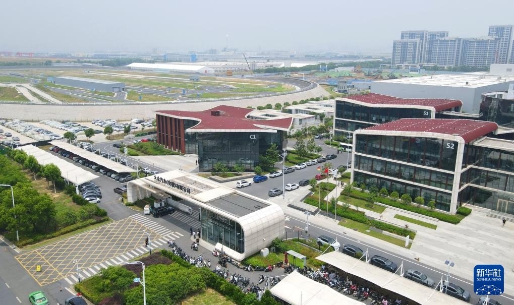 大眾汽車（安徽）有限公司外景（無人機(jī)照片，2024年6月7日攝）。新華社記者 郭晨 攝