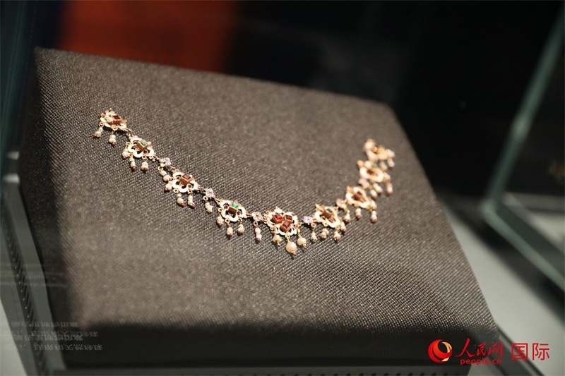 展覽“傳奇之旅：馬可·波羅與絲綢之路上的世界”展品。人民網(wǎng) 殷韜攝