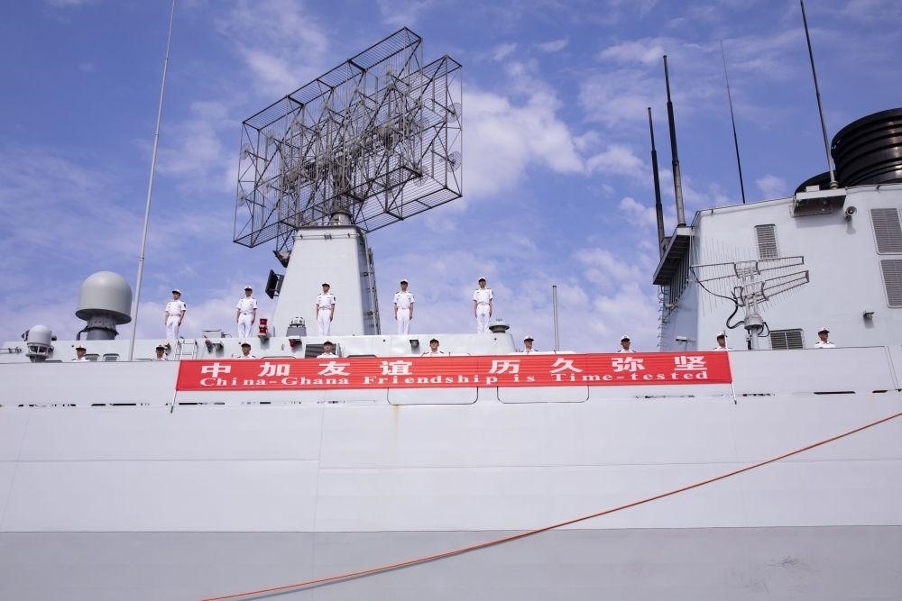 2023年6月27日，中國海軍第43批護航編隊抵達加納特馬港碼頭，開始對加納進行為期4天的友好訪問。