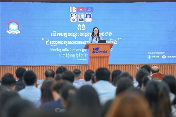 占尼莫在開幕式致辭?；顒又鬓k方供圖