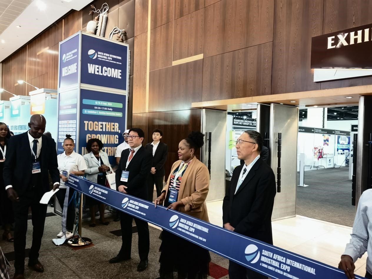 19日，第三屆南非國際工業(yè)展暨中國（南非）國際貿(mào)易展覽會在約翰內(nèi)斯堡桑頓會議中心盛大開幕。主辦方供圖