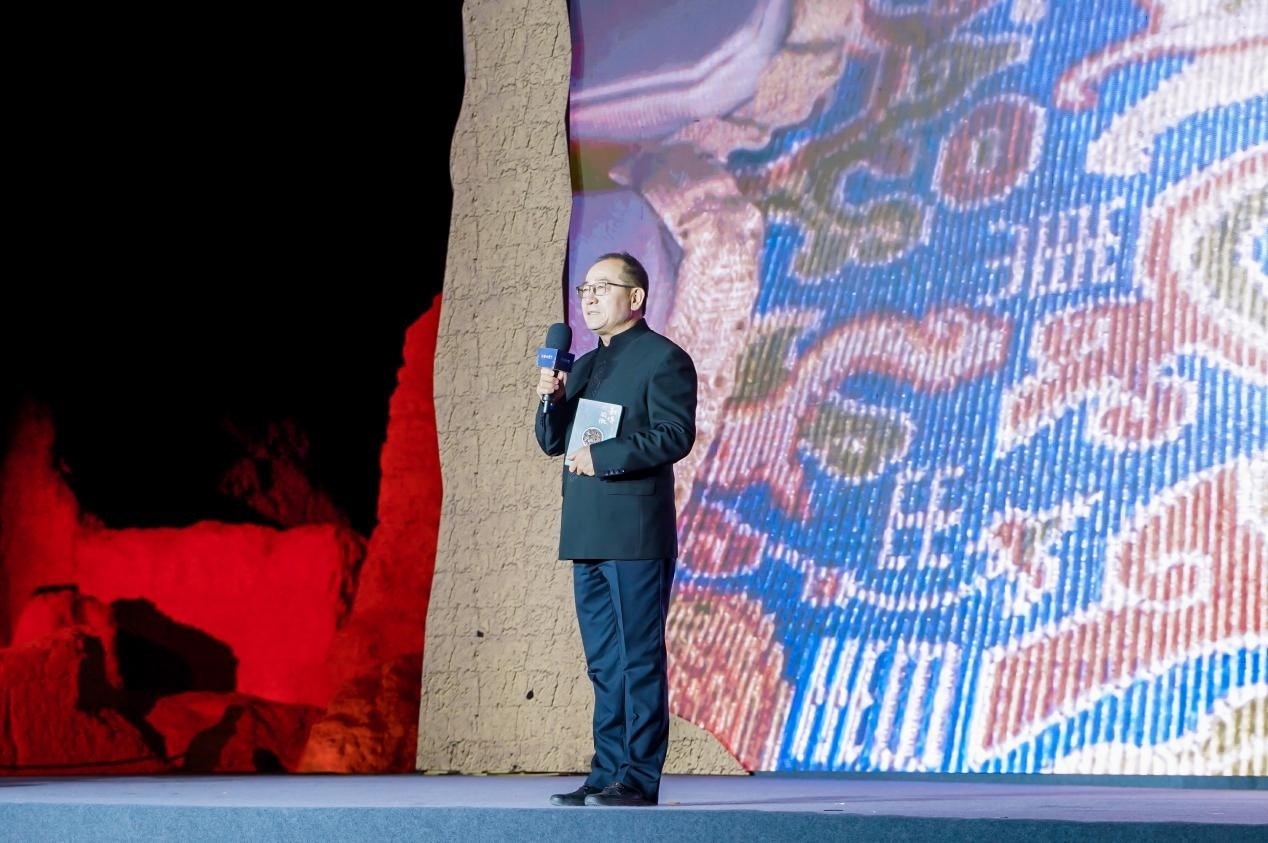 于志勇在“何以中國(guó)·五星出東方”網(wǎng)絡(luò)主題宣傳活動(dòng)現(xiàn)場(chǎng)演講。人民視頻供圖