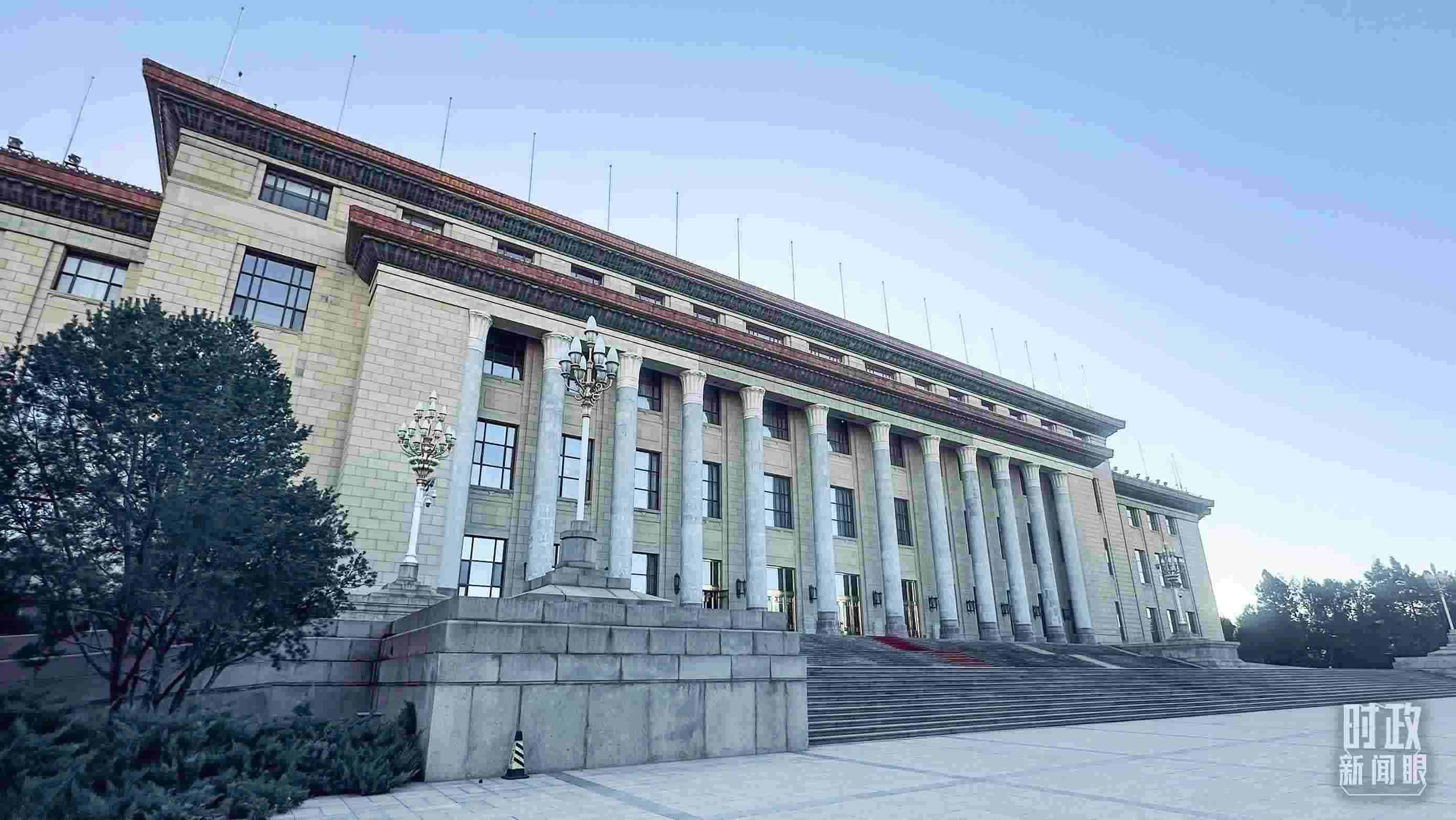 △第四次“一帶一路”建設(shè)工作座談會在北京人民大會堂舉行。（總臺央視記者范一鳴拍攝）