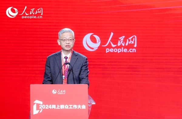 寧夏回族自治區(qū)銀川市委社會工作部副部長李卒作實踐分享。人民網(wǎng) 鄂智超攝