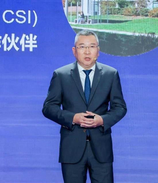 12月6日，法國達索系統(tǒng)公司全球執(zhí)行副總裁許善淞在深圳全球招商大會上。新華社發(fā)