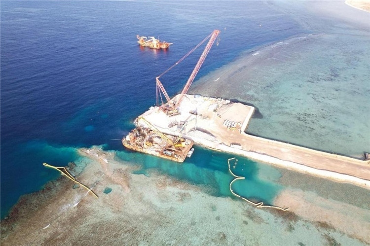 拉比格四期海水淡化項(xiàng)目取水口作業(yè)場(chǎng)景。項(xiàng)目方供圖