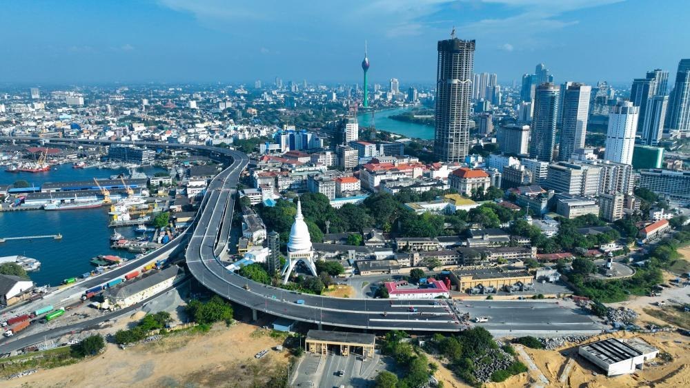 這是2025年1月13日拍攝的斯里蘭卡科倫坡風(fēng)光（無(wú)人機(jī)照片）。新華社發(fā)