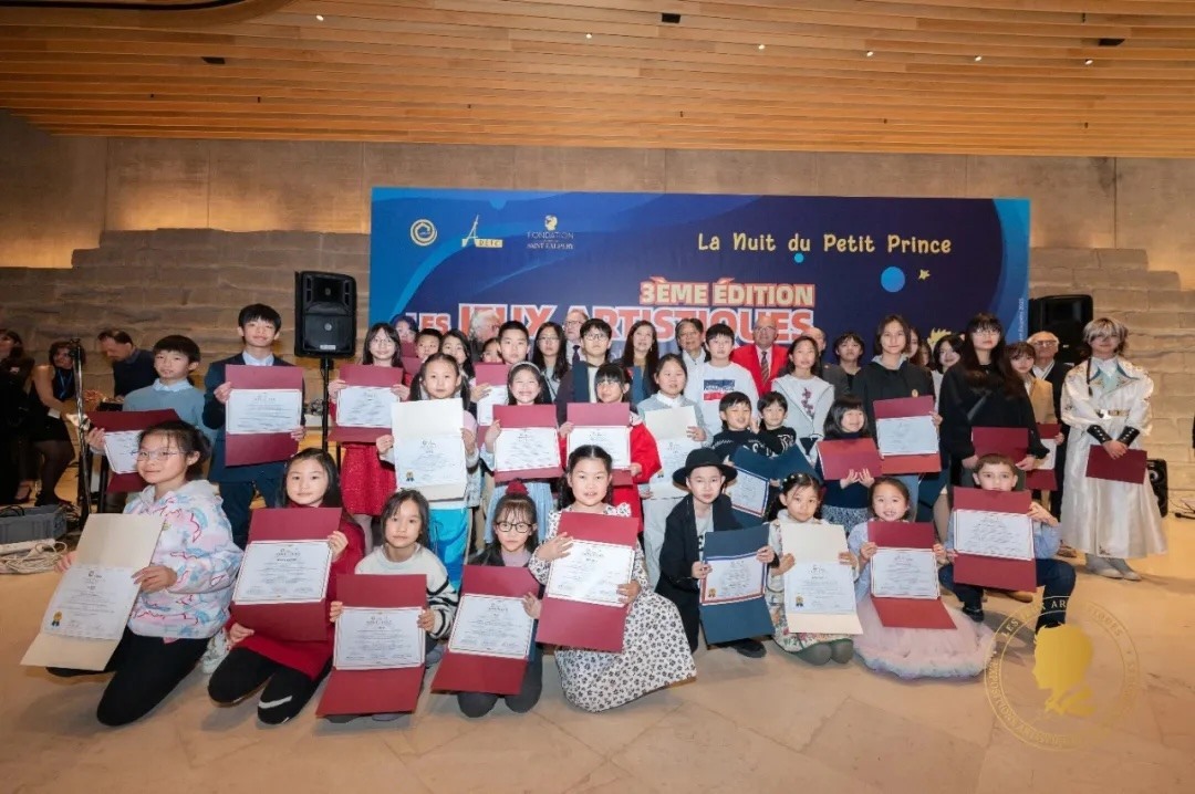 第三屆國際藝術(shù)聯(lián)創(chuàng)聯(lián)展盛大開幕。法中交流促進(jìn)會(huì)供圖