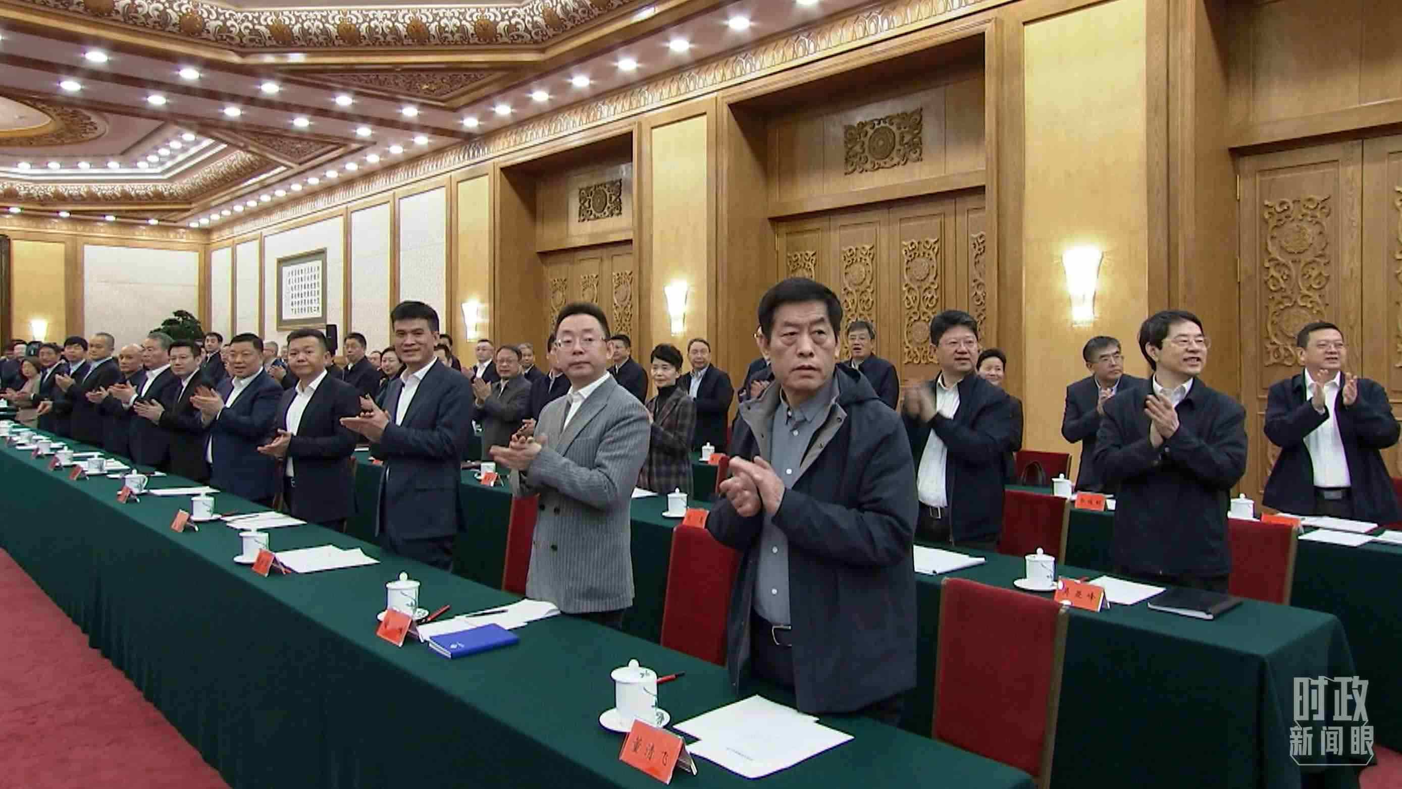 △2月17日，民營企業(yè)座談會現(xiàn)場。