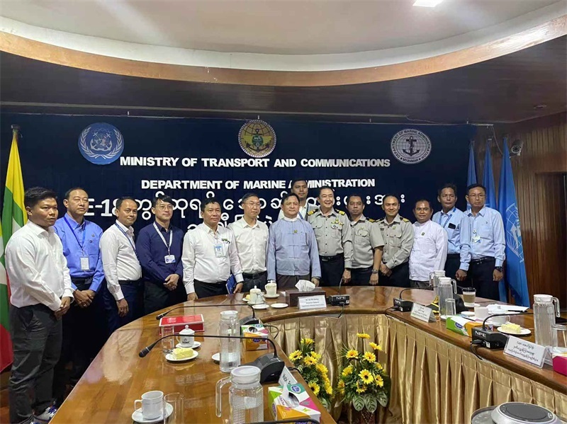 緬甸第18屆國(guó)家級(jí)港口設(shè)施安全聯(lián)合演習(xí)頒獎(jiǎng)儀式現(xiàn)場(chǎng)。中緬油氣管道公司供圖