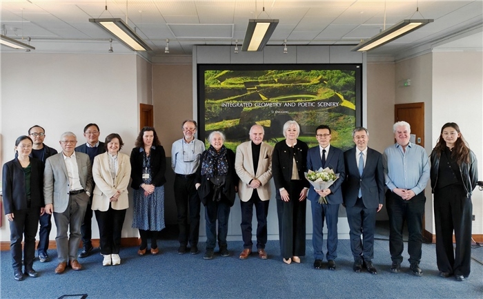 參加開(kāi)幕式和學(xué)術(shù)交流活動(dòng)的嘉賓合影?；顒?dòng)主辦方供圖