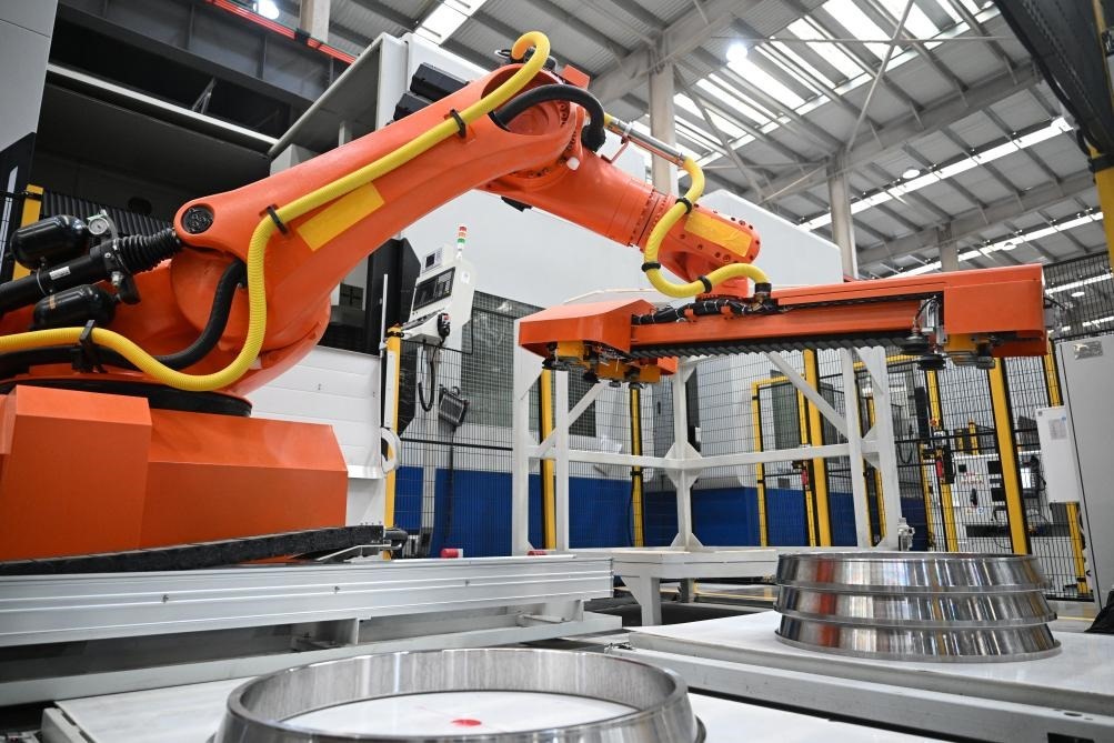 這是洛陽軸承集團股份有限公司的智能生產(chǎn)線。新華社記者 李嘉南 攝