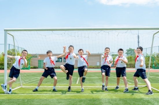 重慶高新區(qū)學(xué)子。