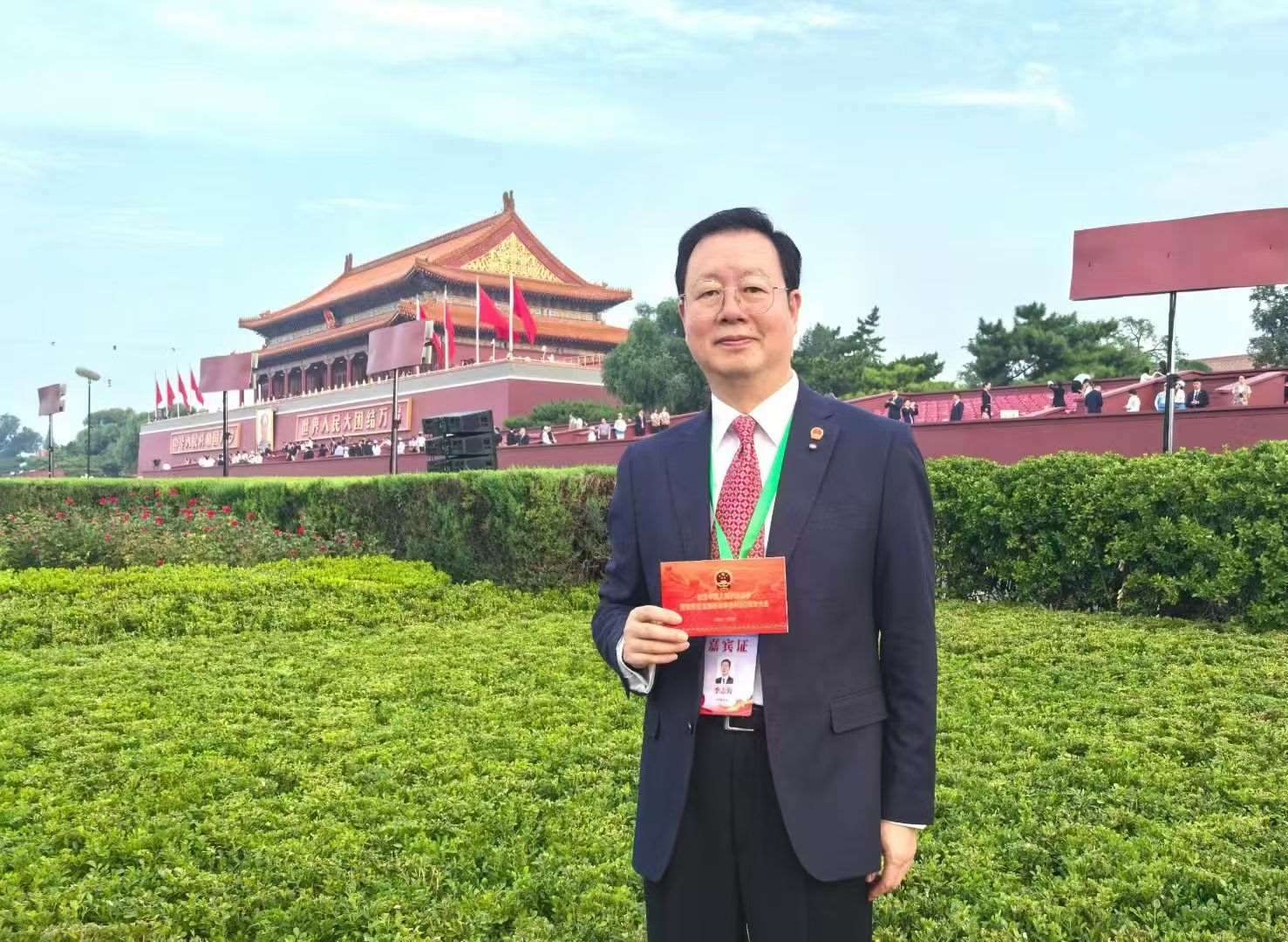 觀禮席上的嘉賓談“閱兵現(xiàn)場感”：不忘歷史，干好實事